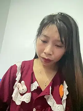 Snapshot of Mayly_lucky2 chatting on May 15, 2026, 12:58 pm Mayly lucky2 online show from May 15, 2026, 12:58 pm