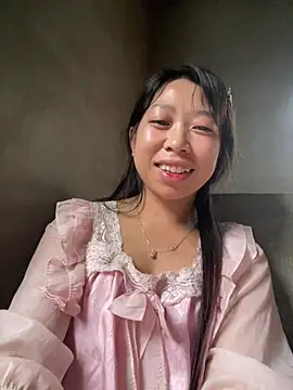 Mayly lucky2 online show from April 19, 2026, 10:27 am