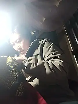 feli-00 online show from January 17, 2026, 1:09 am