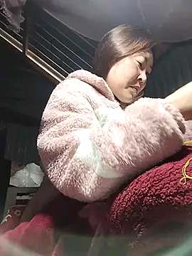 feli-00 online show from February 2, 2026, 2:32 am