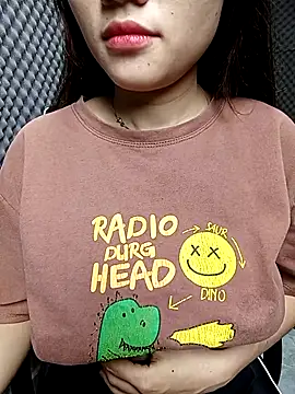 Shiny 68 online show from April 24, 2026, 1:29 am