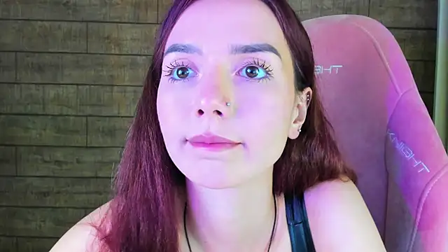 VanessaVienne online show from June 13, 2026, 4:27 pm