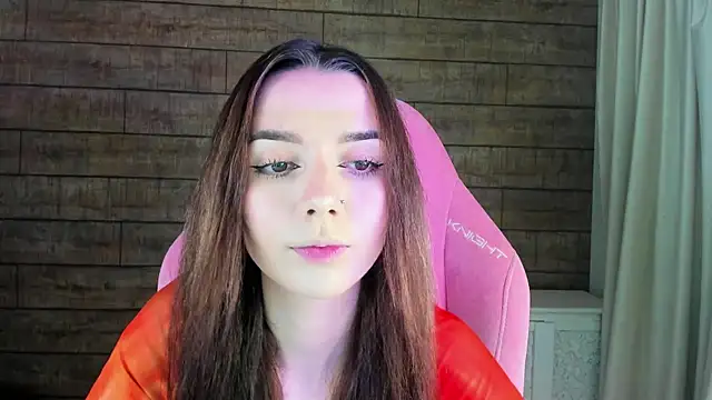 VanessaVienne online show from April 25, 2026, 4:26 pm
