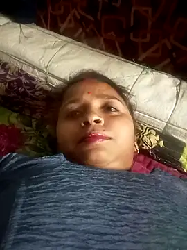 Snapshot of Hirdesh_sahu chatting on May 10, 2026, 3:58 pm Hirdesh sahu online show from May 10, 2026, 3:58 pm