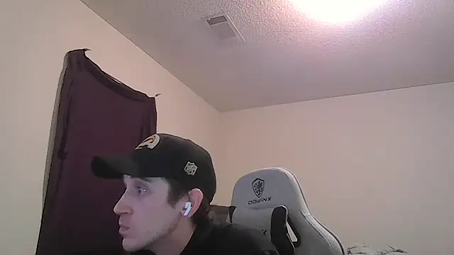 Snapshot of maxrydez chatting on February 27, 2026, 11:59 pm maxrydez online show from February 27, 2026, 11:59 pm