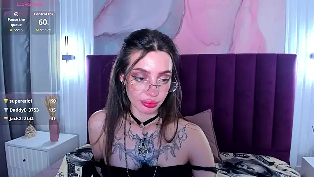IvyDainty online show from July 9, 2026, 1:32 pm