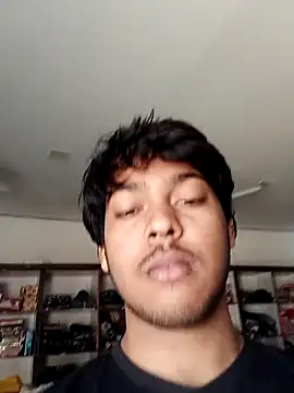 Snapshot of Satyam3handsome chatting on February 19, 2026, 6:43 am Satyam3handsome online show from February 19, 2026, 6:43 am