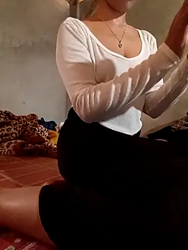 hoahong2 online show from March 3, 2026, 6:53 am