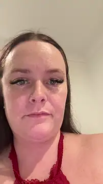 Snapshot of carinabro10 chatting on June 17, 2026, 8:47 am carinabro10 online show from June 17, 2026, 8:47 am