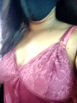 Snapshot of suma_telugu1 chatting on April 19, 2026, 1:28 am suma telugu1 online show from April 19, 2026, 1:28 am