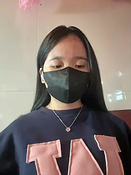 Gwen879 online show from January 15, 2026, 2:48 am