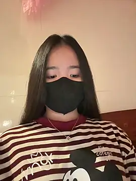 Gwen879 online show from March 14, 2026, 11:38 am