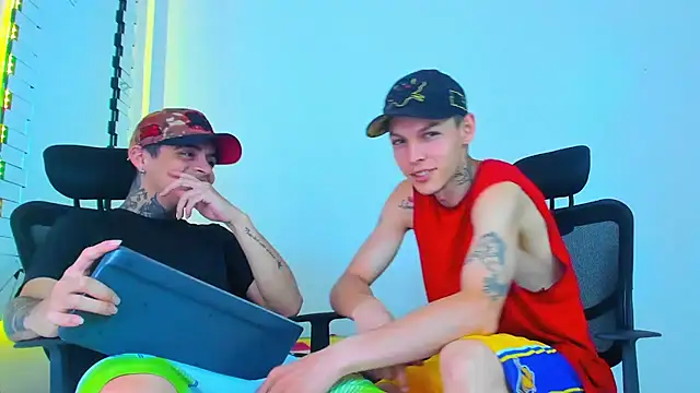 Snapshot of Thomas-Wil chatting on February 20, 2026, 5:37 pm Thomas-Wil online show from February 20, 2026, 5:37 pm