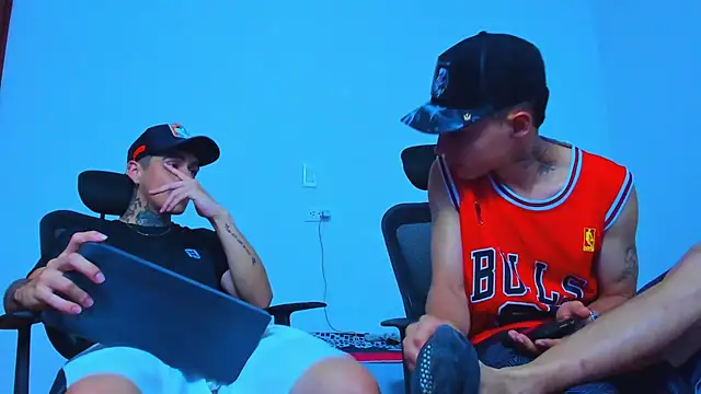 Snapshot of Thomas-Wil chatting on March 20, 2026, 2:34 am Thomas-Wil online show from March 20, 2026, 2:34 am