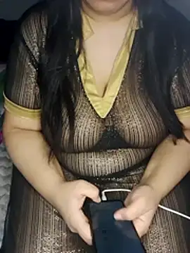 Snapshot of Curvymoza chatting on February 15, 2026, 2:56 am Curvymoza online show from February 15, 2026, 2:56 am