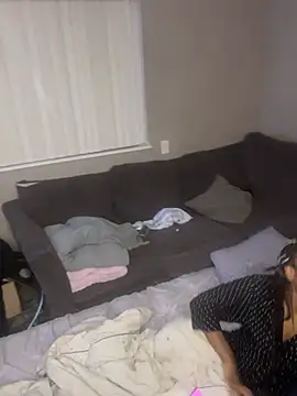 prettyprincess03 online show from February 6, 2026, 7:59 am