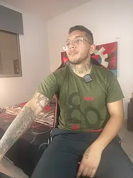 EvanVelvet online show from March 18, 2026, 11:05 pm