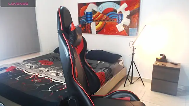 EvanVelvet online show from February 18, 2026, 12:08 am