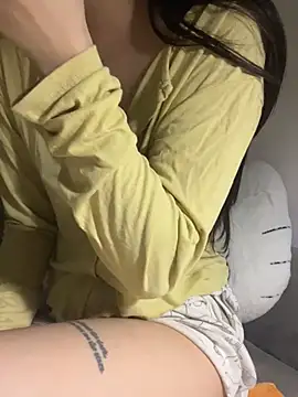 Linaa sexxy online show from May 2, 2026, 5:07 pm