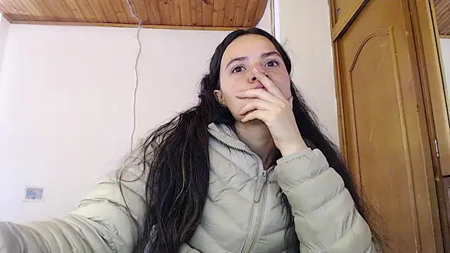 Shanel Lozano online show from April 30, 2026, 4:03 pm