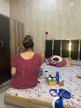 HotNeha08 online show from June 6, 2026, 4:56 pm