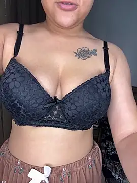 HotNeha08 online show from April 20, 2026, 4:41 pm