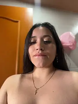 Veronica Wins  online show from May 13, 2026, 6:37 pm