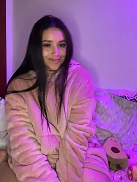 Veronica Wins  online show from April 28, 2026, 2:27 am