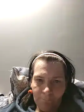 Snapshot of roksa2026 chatting on March 15, 2026, 2:13 pm roksa2026 online show from March 15, 2026, 2:13 pm