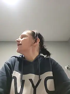 Snapshot of roksa2026 chatting on March 19, 2026, 11:21 am roksa2026 online show from March 19, 2026, 11:21 am