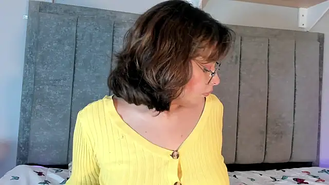 Snapshot of rosse_taylorx1 chatting on July 16, 2026, 6:49 pm rosse taylorx1 online show from July 16, 2026, 6:49 pm