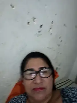 PatriciaGrajales online show from April 28, 2026, 4:33 pm