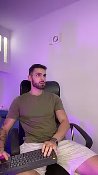 Apolo lux1 online show from March 11, 2026, 7:41 pm