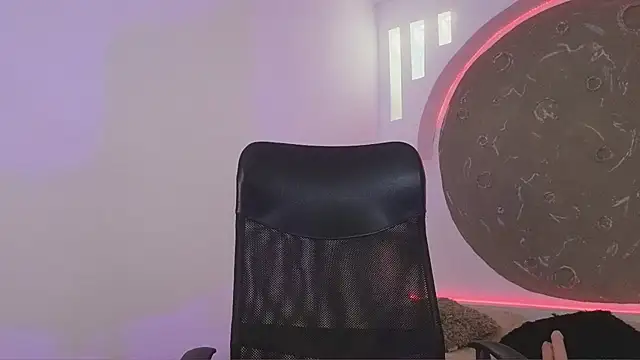 Apolo lux1 online show from February 20, 2026, 6:26 am