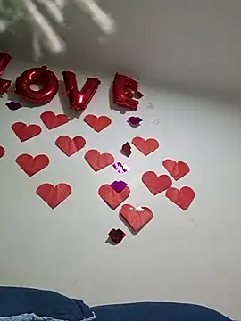 LunaRouuse  online show from February 19, 2026, 2:19 am