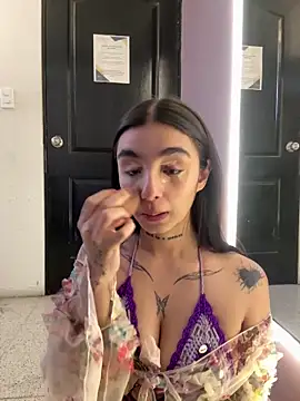 Abriil cutee online show from May 8, 2026, 2:54 pm