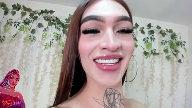 Snapshot of lizz_lunna chatting on May 12, 2026, 9:43 pm lizz lunna online show from May 12, 2026, 9:43 pm