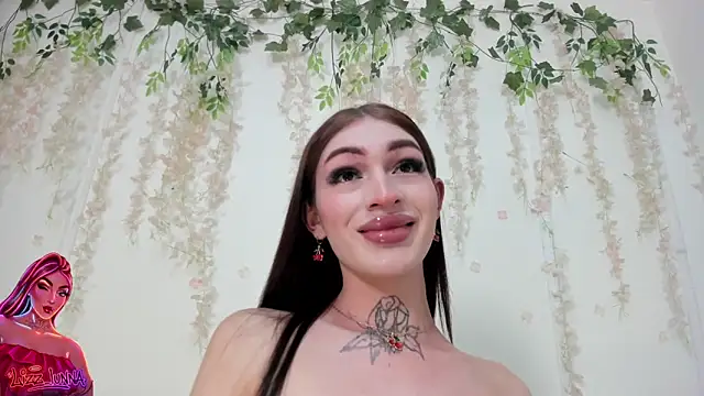 Snapshot of lizz_lunna chatting on June 16, 2026, 8:42 pm lizz lunna online show from June 16, 2026, 8:42 pm