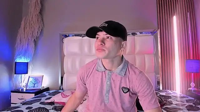 Roger And Ramona online show from March 1, 2026, 12:16 pm