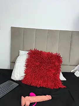 Snapshot of LeslyCooper1 chatting on February 13, 2026, 7:14 pm LeslyCooper1 online show from February 13, 2026, 7:14 pm