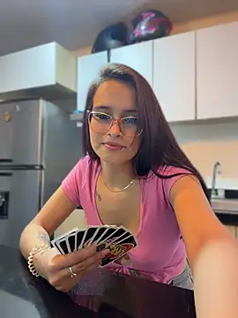 Snapshot of yourlittle_kathe chatting on May 15, 2026, 11:36 pm yourlittle kathe online show from May 15, 2026, 11:36 pm