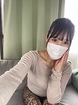 Snapshot of _sakusaku_panda chatting on April 24, 2026, 12:45 am sakusaku panda online show from April 24, 2026, 12:45 am