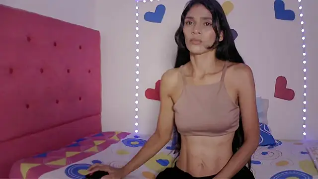 Snapshot of Mia_Suarez7 chatting on March 7, 2026, 12:06 am Mia Suarez7 online show from March 7, 2026, 12:06 am