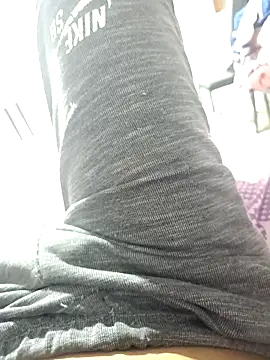 fernandezdan online show from March 25, 2026, 3:39 am