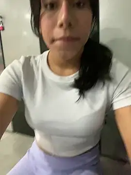 katerinnn99 online show from February 1, 2026, 2:48 pm