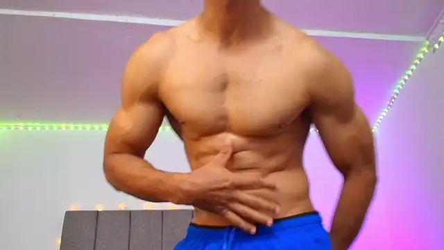 Snapshot of Adonys_Lewis_ chatting on August 7, 2026, 4:40 am Adonys Lewis online show from August 7, 2026, 4:40 am