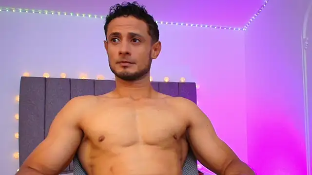 Snapshot of Adonys_Lewis_ chatting on August 3, 2026, 6:21 am Adonys Lewis online show from August 3, 2026, 6:21 am