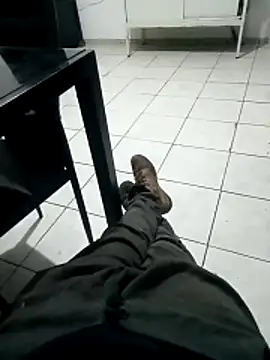 Emilio5000 online show from March 31, 2026, 5:20 am