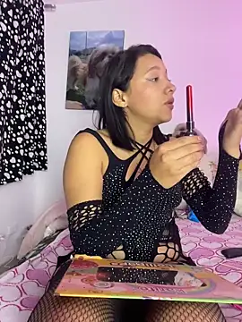 Snapshot of Carita_traviesa4 chatting on April 3, 2026, 3:02 am Carita traviesa4 online show from April 3, 2026, 3:02 am