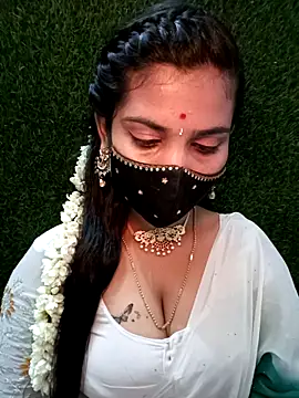 Snapshot of Nithyatamil chatting on April 18, 2026, 4:53 pm Nithyatamil online show from April 18, 2026, 4:53 pm
